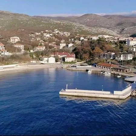 Apartment Antonija Povile Εξωτερικό φωτογραφία